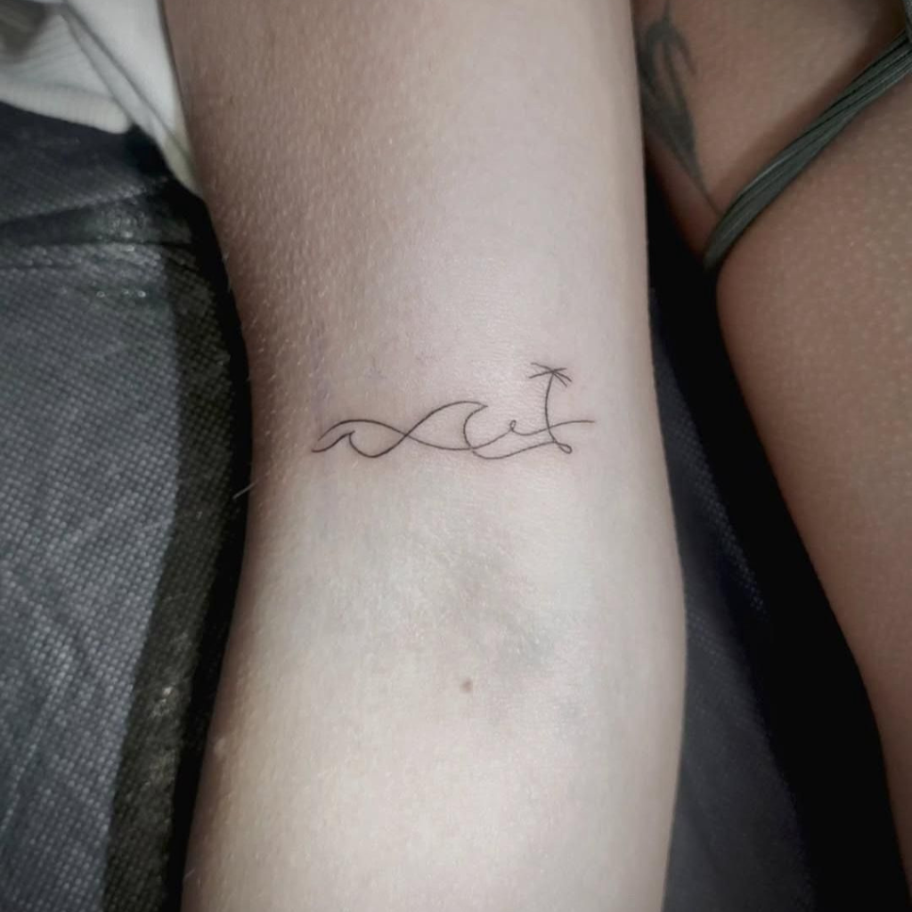 Tattoo Detail – Fine Line Arbeit von David im Milane Tattoo Studio Büsserach